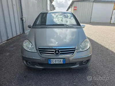 Usata Mercedes A200 Elegance 140 CV (102 kW) 2006 Grigio Coupé
