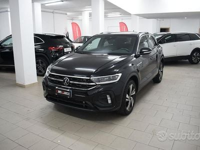 Usata VW T-Roc R-line 150 CV (110 kW) 2024 Nero SUV