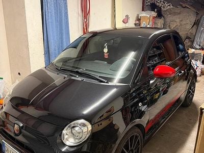 Usata Abarth 695 Competizione 180 CV (132 kW) 2022 Nero Utilitaria