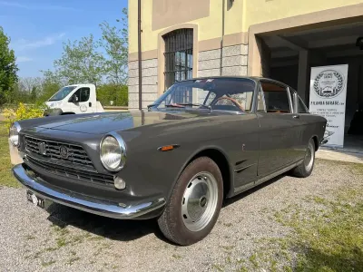 Usata Fiat 2300 Abarth 135 CV (99 kW) 1962 Grigio Coupé