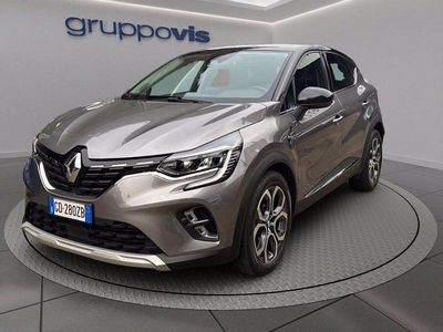 Usata Renault Captur 160 CV (117 kW) 2020 Grigio metallizzato SUV