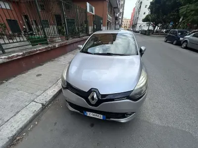 Usata Renault Clio IV 75 CV (55 kW) 2015 Grigio Berlina
