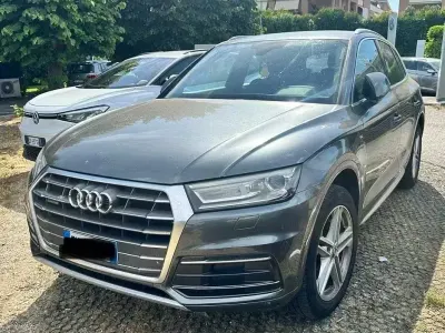 Usata Audi Q5 S-Line 190 CV (139 kW) 2017 Grigio SUV