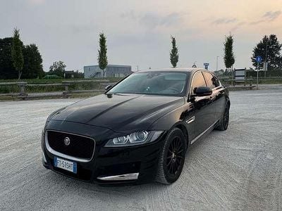 Usata Jaguar XF Prestige 163 CV (119 kW) 2018 Berlina
