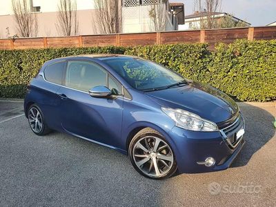 Usata Peugeot 208 Allure 120 CV (88 kW) 2012 Blu Utilitaria