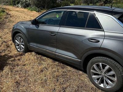 Usata VW T-Roc 150 CV (110 kW) 2019 Grigio SUV