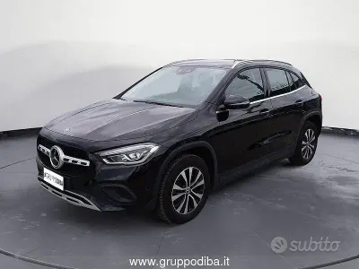 Usata Mercedes GLA250 160 CV (117 kW) 2021 Nero SUV