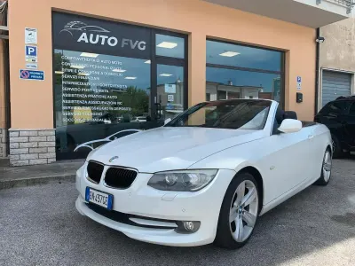 Usata BMW 320 183 CV (134 kW) 2012 Bianco Cabrio