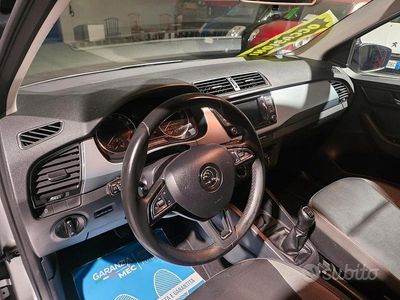 Usata Skoda Fabia 2016 Grigio Utilitaria