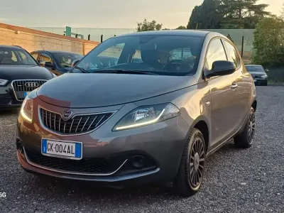 Usata Lancia Ypsilon
