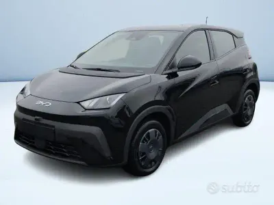 Nuova BYD Dolphin Surf Active 2026 Nero Utilitaria