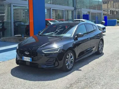 Usata Ford Focus ST-Line 116 CV (85 kW) 2023 Nero Berlina