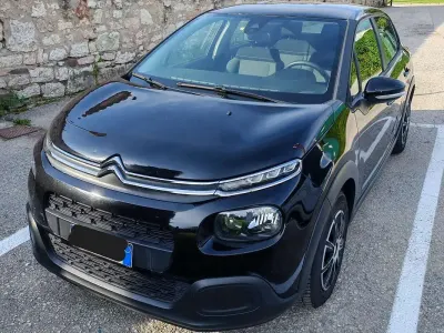 Usata Citroën C3 Feel 75 CV (55 kW) 2018 Nero Utilitaria