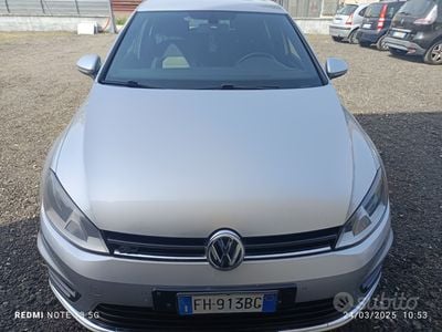Grigio Usata 2017 VW Golf VII R-line Berlina | 12.500 € (Buon prezzo)