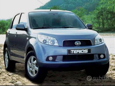 Usata Daihatsu Terios 105 CV (77 kW) 2006 Grigio SUV