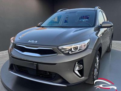 Begagnad Kia Stonic GT-Line 101 HK (74 kW) 2022 Grå SUV