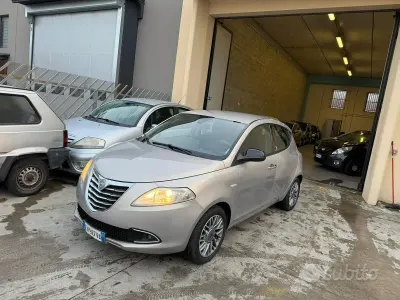 Usata Lancia Ypsilon 95 CV (69 kW) 2011 Utilitaria