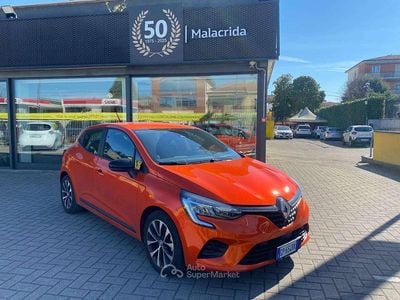 Usata Renault Clio V Equilibre 145 CV (106 kW) 2023 Orange valencia Berlina