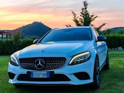 Usata Mercedes C220 194 CV (142 kW) 2019 Bianco Station wagon