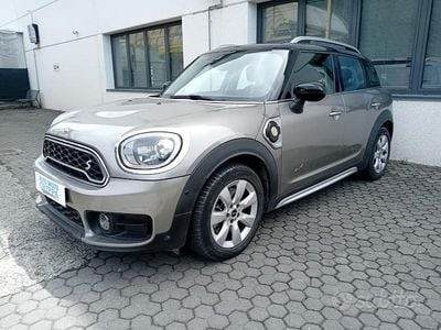 Begagnad Mini Cooper Countryman Business 136 HK (100 kW) 2021 Grå SUV
