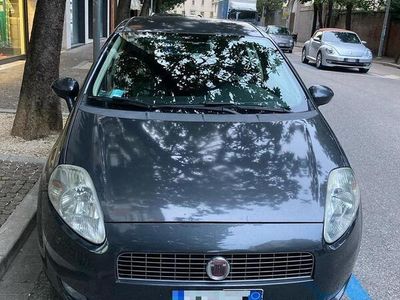 usata Fiat Grande Punto 1.2 Dynamic 5 porte-NEOPATENTATI