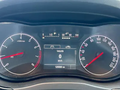 Usata Opel Corsa 75 CV (55 kW) 2019 Nero Utilitaria