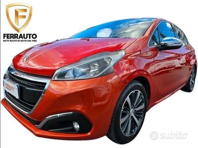 Usata Peugeot 208 Allure 82 CV (60 kW) 2016 Utilitaria