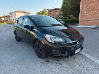 Usata Opel Corsa 69 CV (50 kW) 2015 Nero Utilitaria