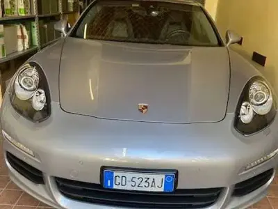 Usata Porsche Panamera