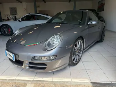 Usata Porsche 997 355 CV (261 kW) 2006 Grigio Coupé