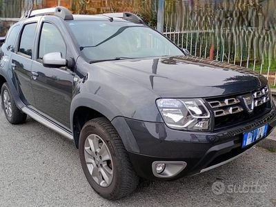 Usata Dacia Duster 110 CV (80 kW) 2014 Grigio SUV