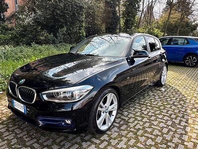 Usata BMW 116 Sport Line 122 CV (89 kW) 2015 Nero Utilitaria