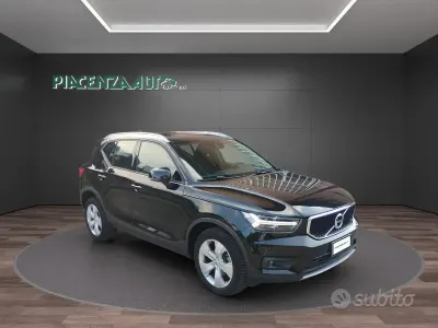 Usata Volvo XC40 Momentum 150 CV (110 kW) 2020 Nero SUV