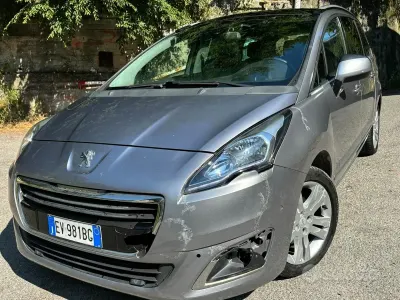 Usata Peugeot 5008