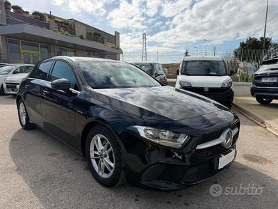 Nero Usata 2019 Mercedes A180 Executive Berlina | 20.900 € (Buon prezzo)