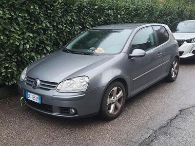 VW Golf V