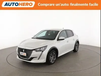 Usata Peugeot 208 Active 56 kW (77 CV) 2020 Bianco Utilitaria