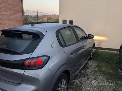 Usata Peugeot 208 100 CV (73 kW) 2020 Grigio Utilitaria