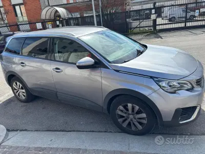 Usata Peugeot 5008