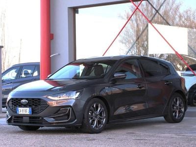Usata Ford Focus ST-Line 116 CV (85 kW) 2024 Marrone Berlina