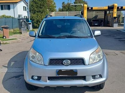 Usata Daihatsu Terios 105 CV (77 kW) 2007 Grigio SUV