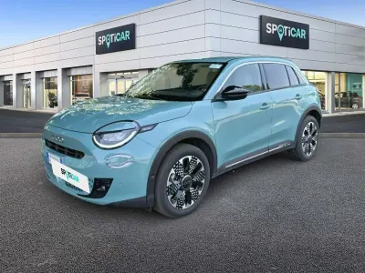 Usata Fiat 600 La Prima 110 CV (80 kW) 2025 Blu/azzurro SUV