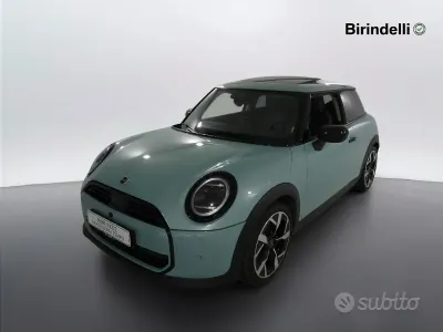 Usata Mini Cooper Classic 156 CV (114 kW) 2024 Blu Utilitaria