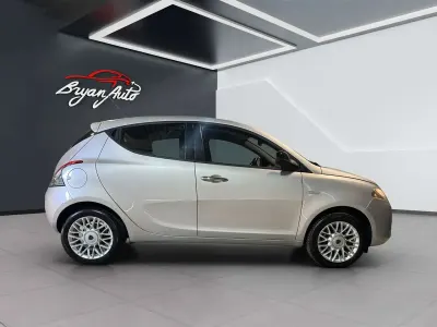 Usata Lancia Ypsilon Gold 69 CV (50 kW) 2013 Other Utilitaria