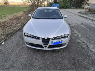 Usata Alfa Romeo 159 Distinctive 120 CV (88 kW) 2006 Berlina