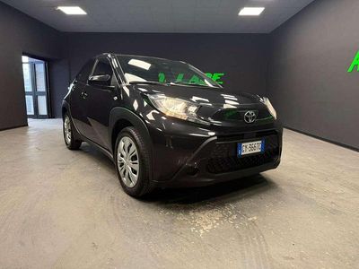 Usata Toyota Aygo X Active 72 CV (52 kW) 2025 Nero SUV