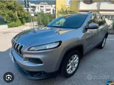Usata Jeep Cherokee 170 CV (125 kW) 2015 Grigio SUV