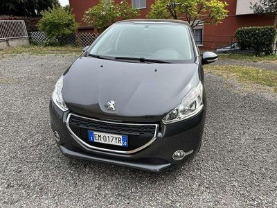 Usata Peugeot 208 Active 68 CV (50 kW) 2012 Utilitaria