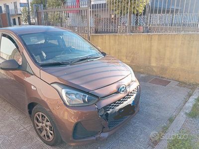 usata Hyundai i10 2ª serie - 2019