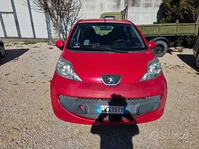 Usata Citroën C1 68 CV (50 kW) 2006 Rosso Utilitaria
